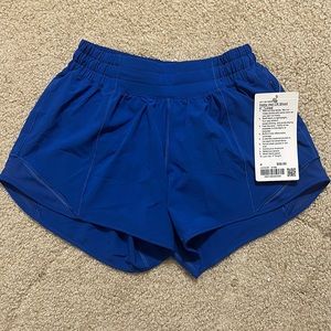 BNWT Lululemon Hotty Hot LR Short 4” Lined Sz 4 in Symphony Blue